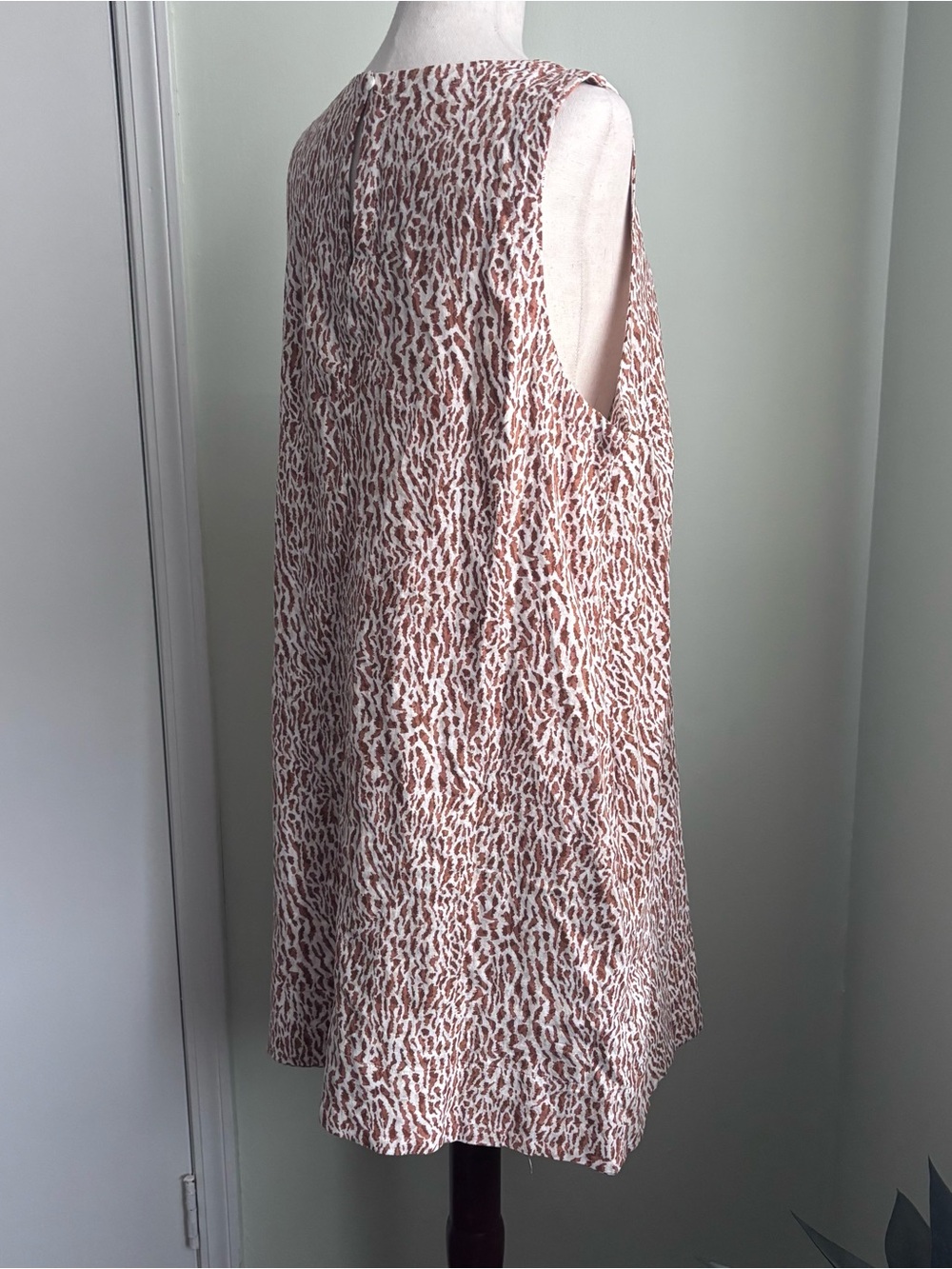 Old Navy Sleeveless animal Printed Shift Dress linen blend size L nwt - Picture 2 of 5